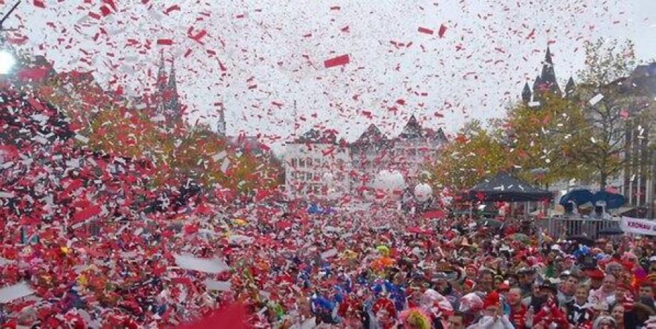 auftakt-karneval-am-heumarkt